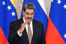 Мадуро заявил о бродящем по миру духе Гитлера