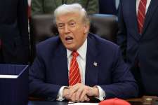 Сообщница Эпштейна предложила Трампу сделку