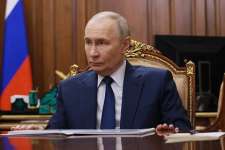 Путин поговорил по телефону с лидером одной страны