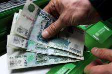 Шансы рубля избежать обрушения оценили