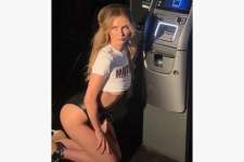 Обманувшая американцев русская мошенница показала кадры со съемок для Playboy