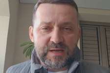 Комик-иноагент покаялся за возмутившую зрителей шутку о женщинах